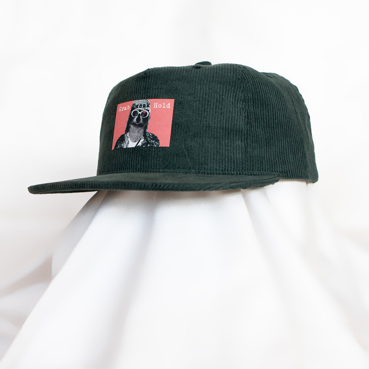 Made from 100% cotton corduroy – soft, durable, and comfortable
